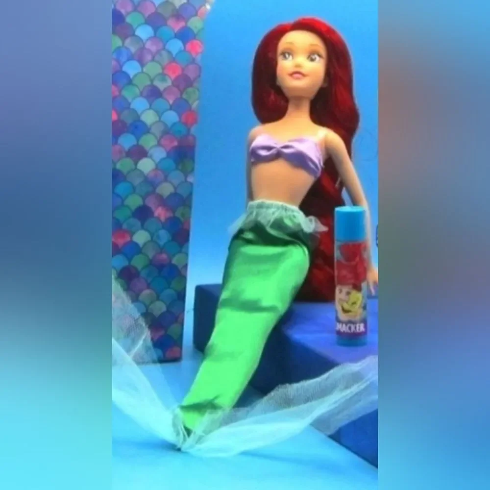 Disney Princes Ariel Set doll Lipsmacker barrette starfish bracelet